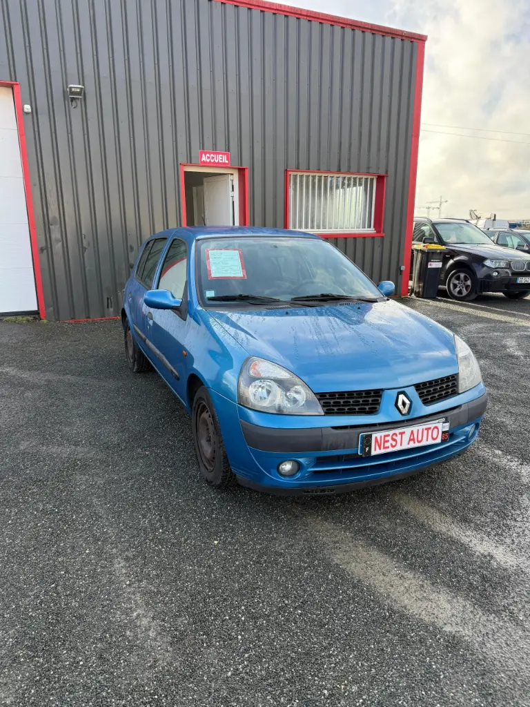 RENAULT CLIO 1.2 ESSENCE 75Ch (169633km)
